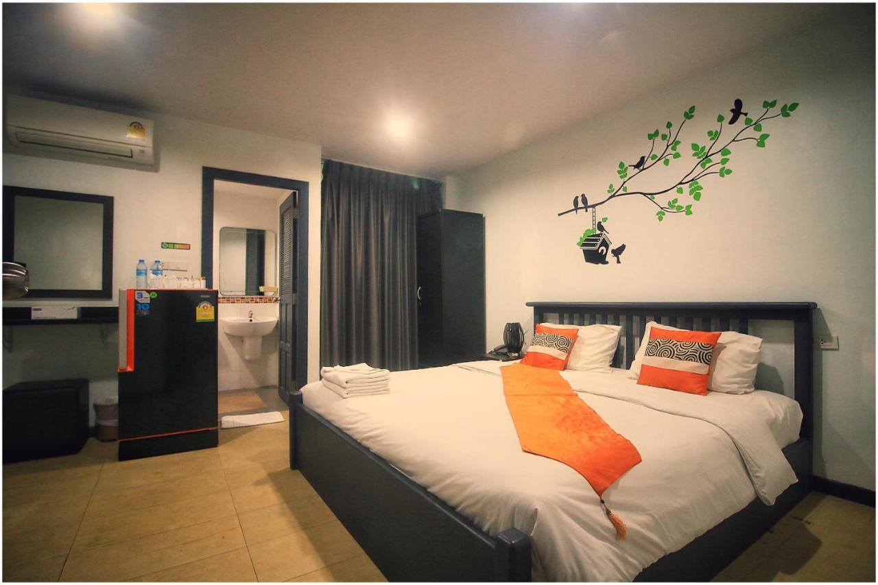 Hotel Colora Phuket 3*